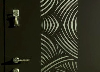 Красивые входные двери с вашим дизайном — Итальянский МДФ, Ажурная резка металла, Поперечный шпон