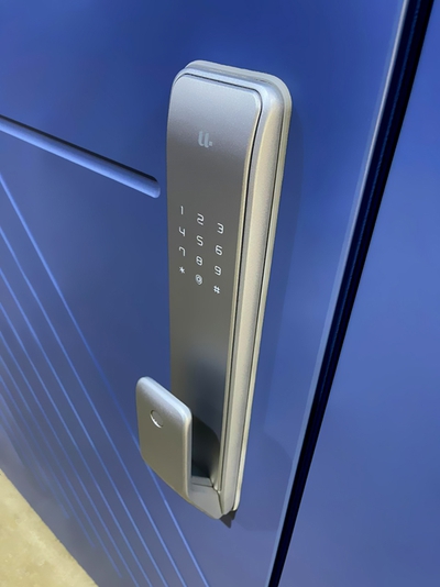 Современные технологии СТАЛЬ-ГРУПП: двери с электронными и биометрическими замками