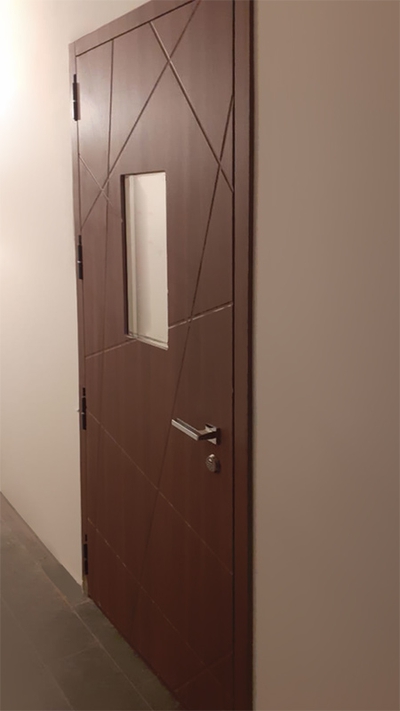 Изготовим входные двери МДФ с любой комплектацией — фрезеровка, скрытые петли, остекление, кнокер