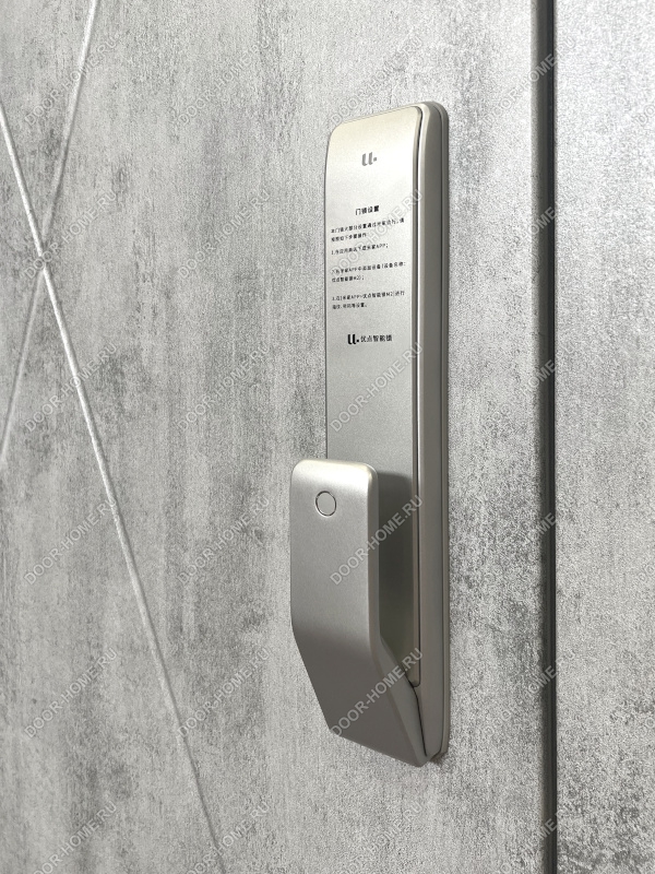 Новинки сентября: стильные входные двери с электронным замком