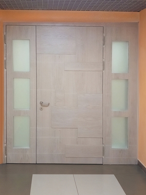 Полуторная дверь МДФ со стеклом