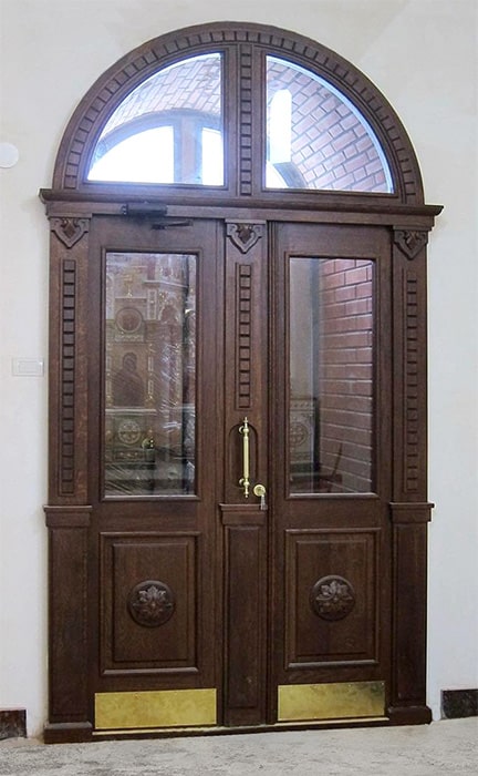 Фото дверей для храма и церкви